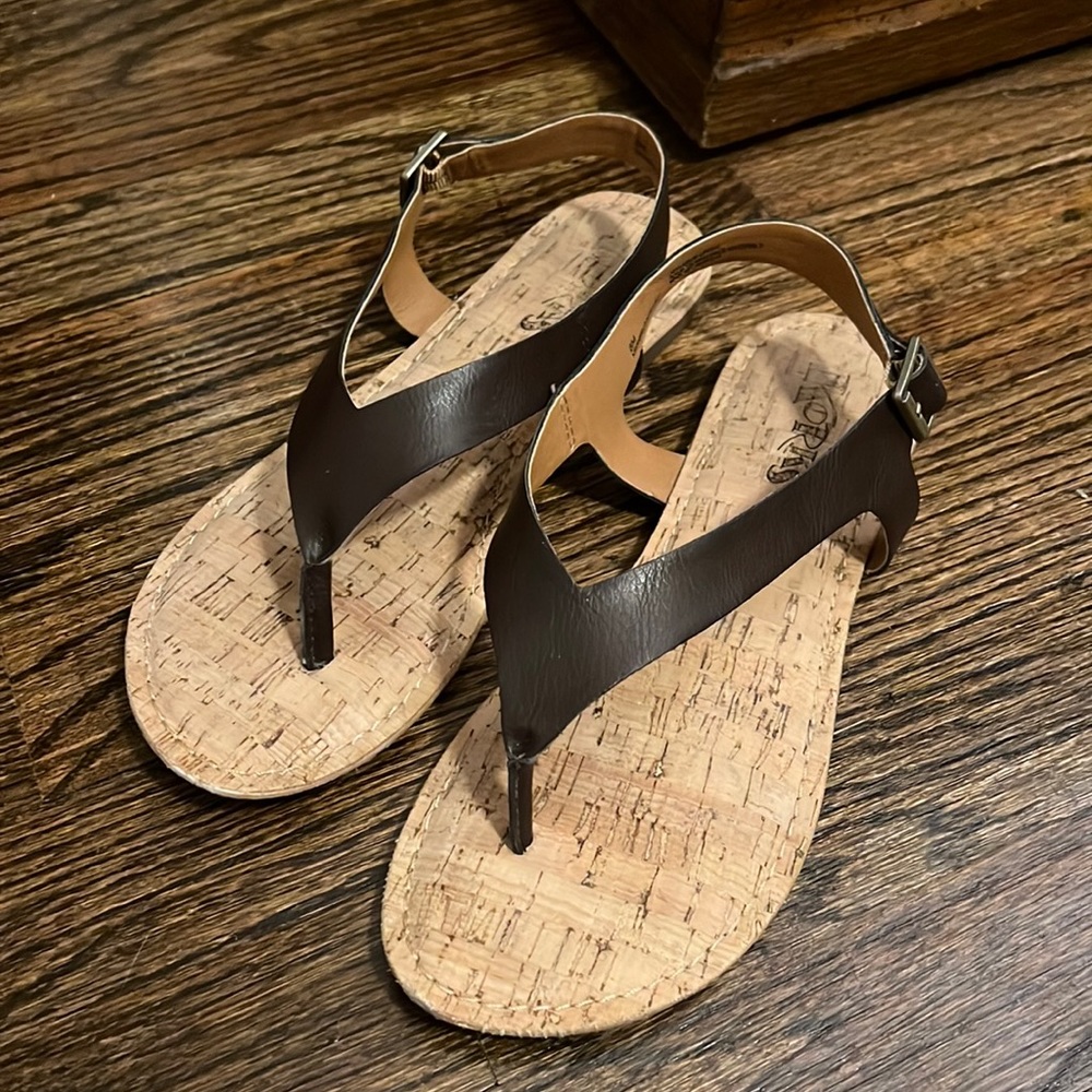 Kosas Women’s Sandals, Size M